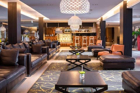 S Ratchada Leisure Hotel — lounge