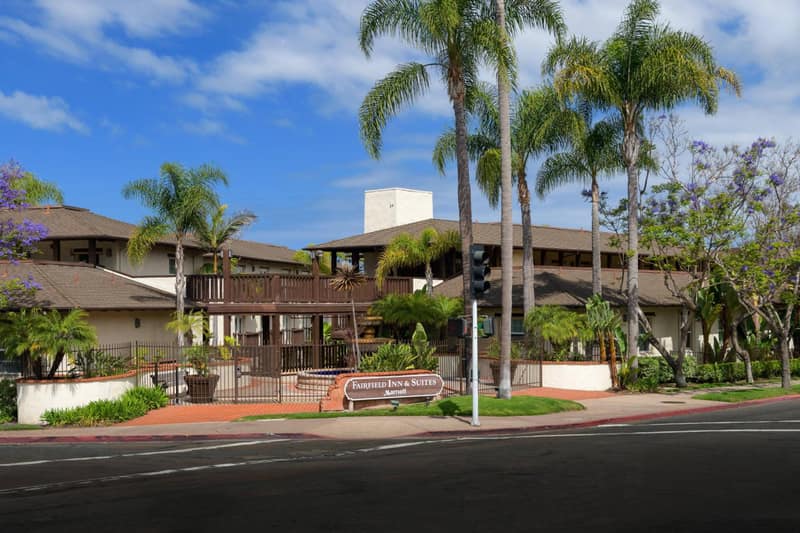 Fairfield Inn & Suites San Diego Old Town — building