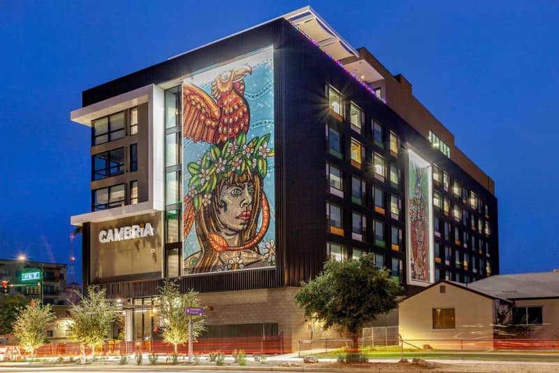 Cambria Downtown Phoenix Convention & Airport Hotel — building