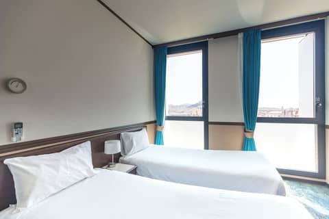 Toyoko Inn Marseille Saint Charles — photo 8