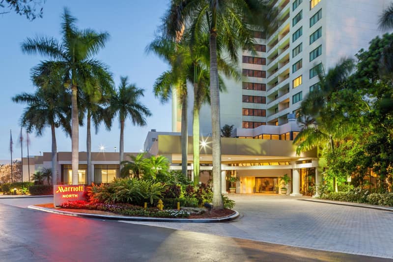 Fort Lauderdale Marriott North — building