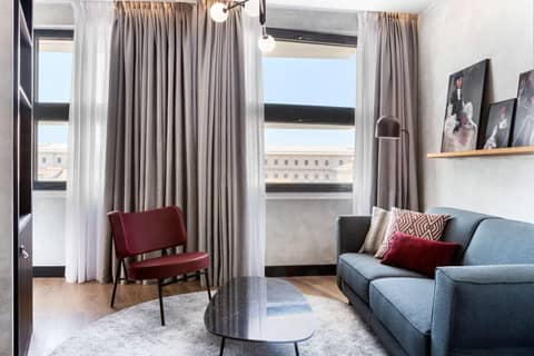 Radisson RED Madrid — photo 4