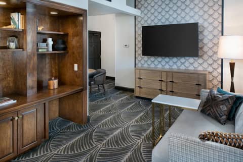 The Ansonborough — hotel room
