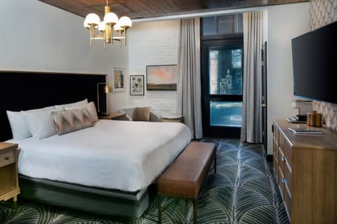 The Ansonborough — hotel room
