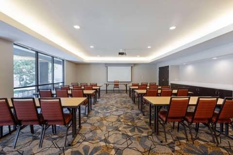 Best Western Plus Fort Worth North — photo 9