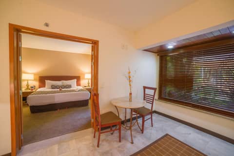 Wyndham Garden Guadalajara Expo Plaza del Sol — photo 9