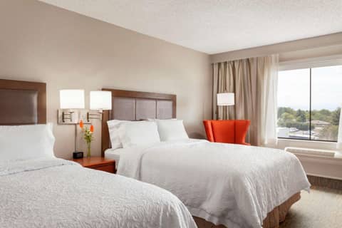 Hampton Inn & Suites Denver-Cherry Creek — photo 8