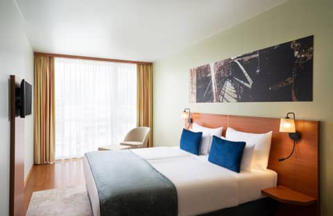 Leonardo Hotel Salzburg Airport — photo 3