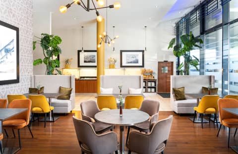 Leonardo Hotel Salzburg Airport — photo 4