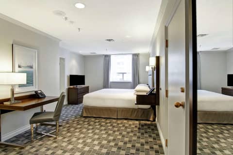 DoubleTree by Hilton Toronto Downtown — photo 7
