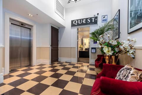 Quest on Queen Serviced Apartments — photo 6