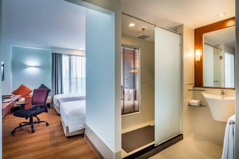 Hotel Solo, Sukhumvit 2, Bangkok - SHA Extra Plus — photo 2
