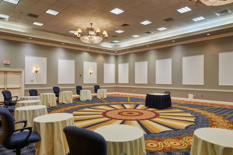 Virginia Crossings Hotel, Tapestry Collection by Hilton — photo 6