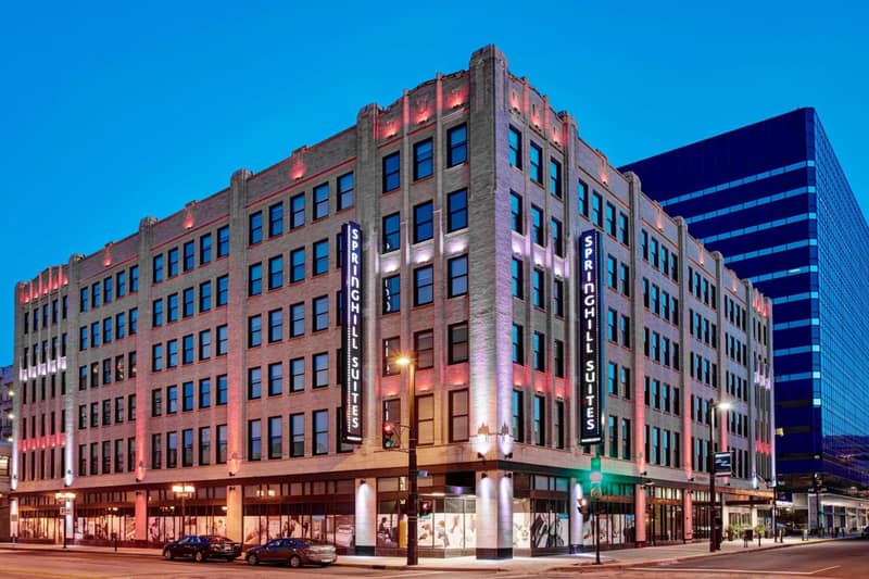 SpringHill Suites by Marriott Milwaukee Downtown — building
