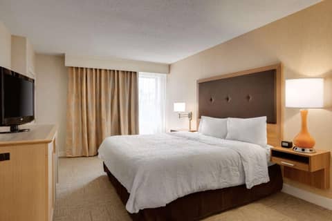 Hampton Inn & Suites Cleveland-Independence — photo 5