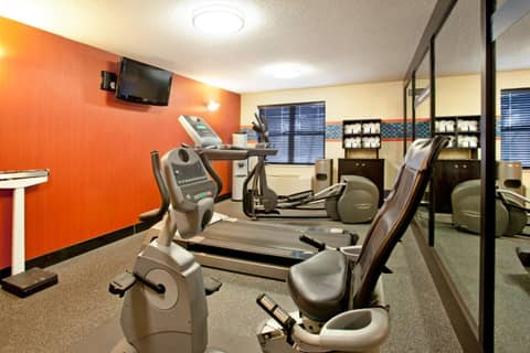 Hampton Inn & Suites Cleveland-Independence — photo 6