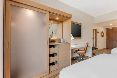 Cambria Hotel Tampa-Brandon — photo 9