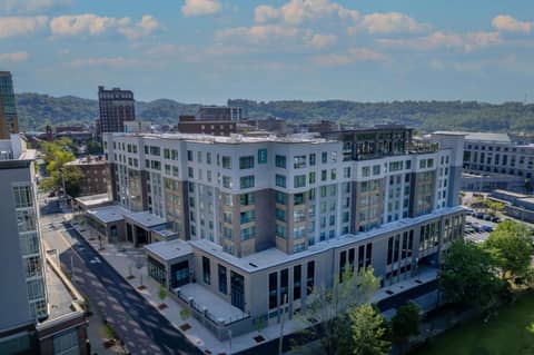Embassy Suites By Hilton Asheville Downtown — photo 5