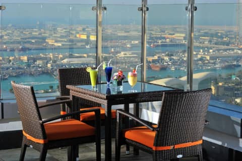 Ramada Abu Dhabi Corniche — photo 2