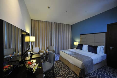 Ramada Abu Dhabi Corniche — photo 7
