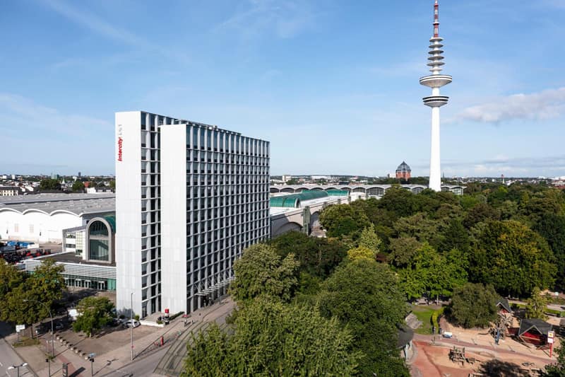 IntercityHotel Hamburg Dammtor — building
