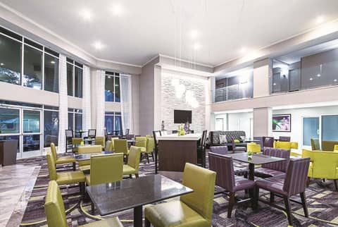 La Quinta by Wyndham Austin Airport — photo 2