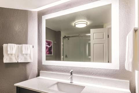 La Quinta by Wyndham Austin Airport — photo 4