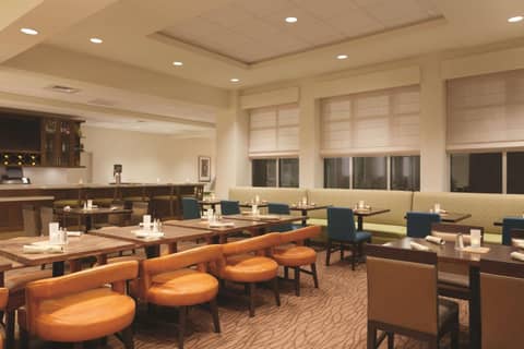 Hilton Garden Inn Boston Logan Airport — photo 9