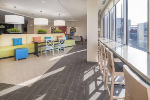 Home2 Suites Kansas City Downtown — photo 7