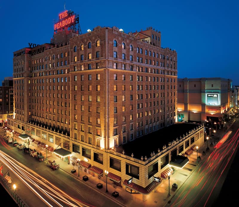 Peabody Memphis — building