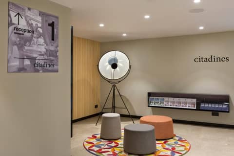 Citadines Ramblas Barcelona — recepcion & lobby