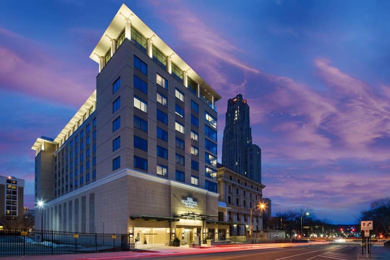 The Oaklander Hotel, Autograph Collection — building