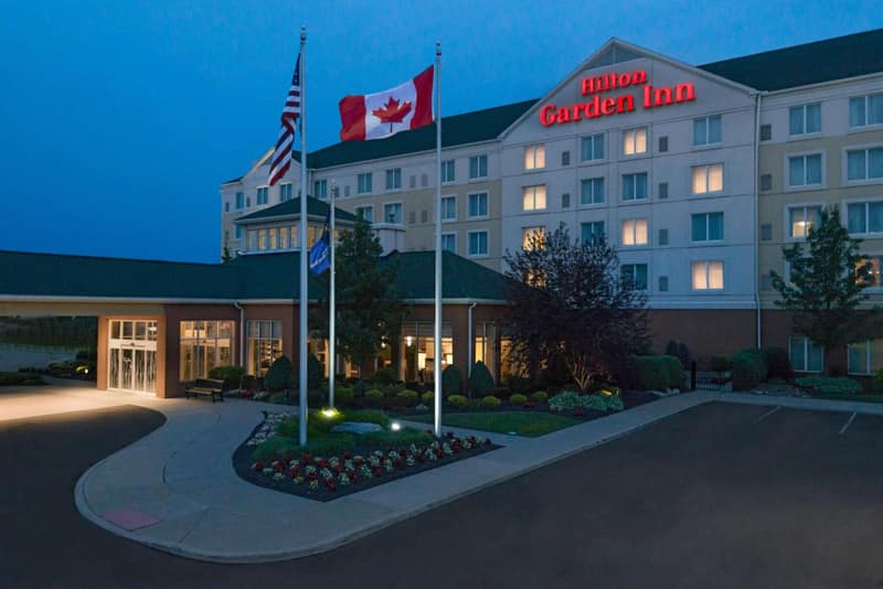 Hilton Garden Inn Buffalo Airport — building