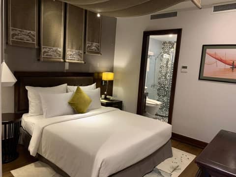 Superior Double Room No Window (Daily free Mini-bar & (1) time Afternoon Tea) — the supplier's photographs — photo 1