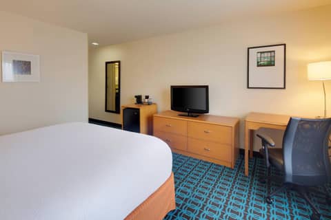 Fairfield Inn & Suites Indianapolis Airport — photo 7