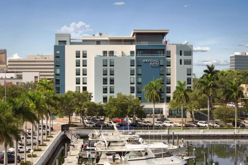 SpringHill Suites by Marriott Bradenton Downtown/Riverfront — building