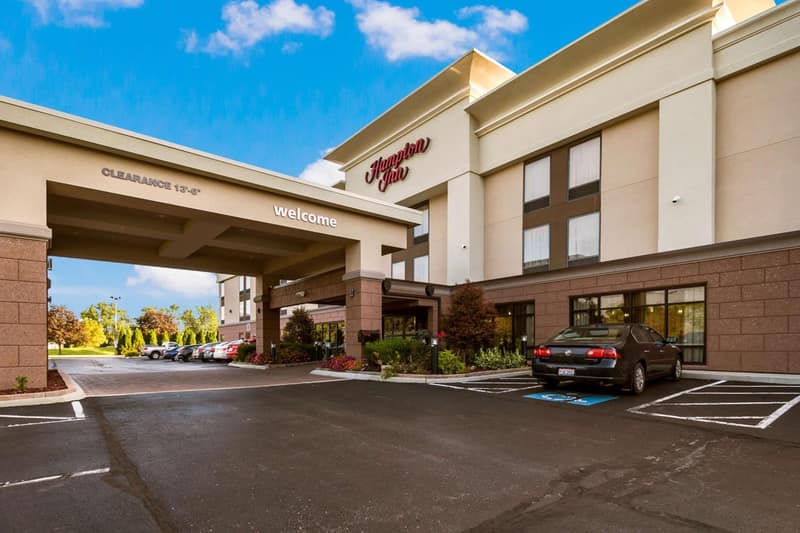 Hampton Inn West — building