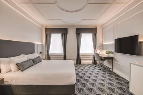 The Savoy Hotel on Little Collins Melbourne — photo 9