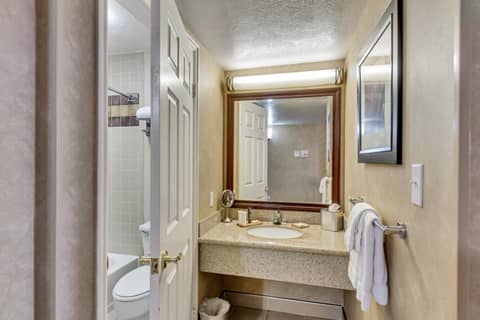 Radisson Hotel Salt Lake City Airport — photo 5