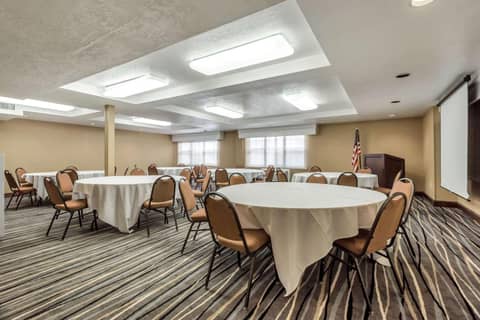 Radisson Hotel Salt Lake City Airport — photo 9
