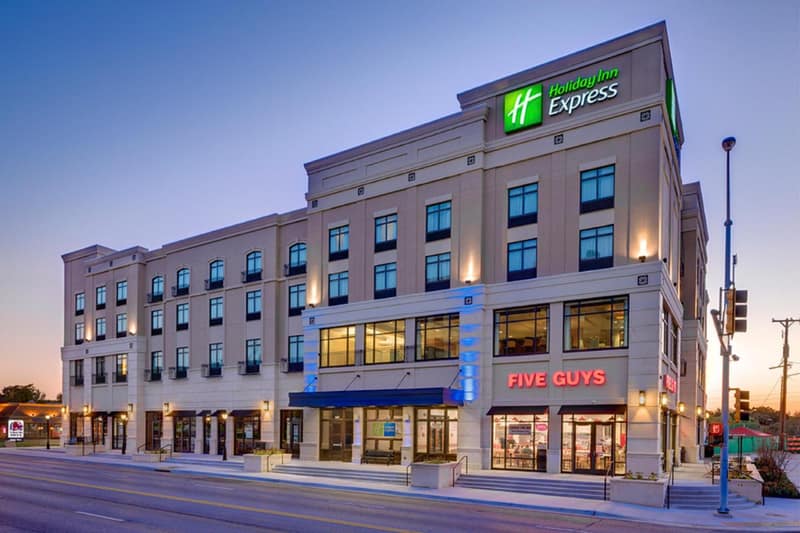 Holiday Inn Express & Suites - Kansas City KU Medical Center by IHG — building