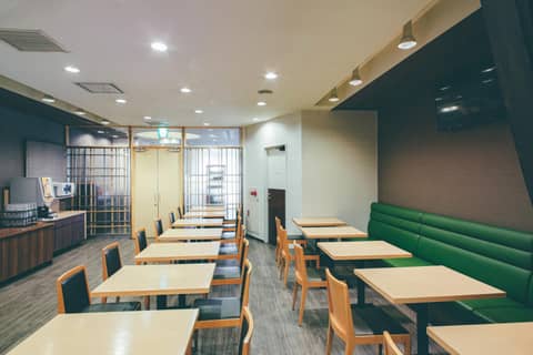 Hamilton Hotel Blue — dining