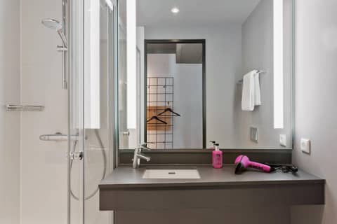 Moxy Frankfurt City Center — photo 5