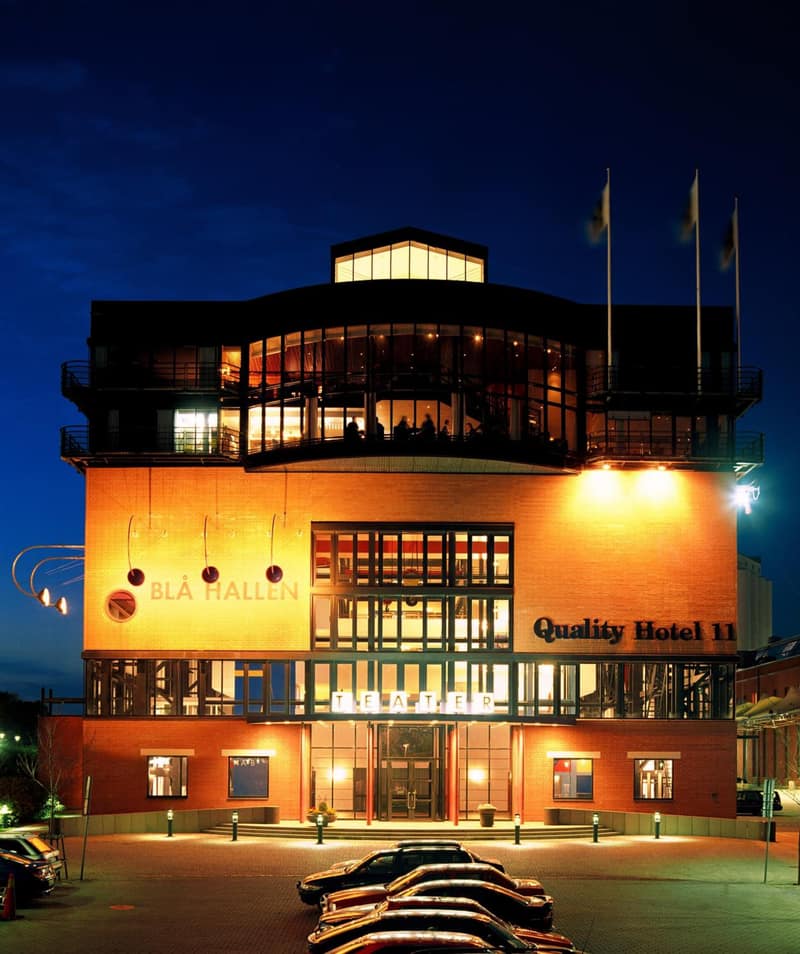 Quality Hotel 11 & Eriksbergshallen — building