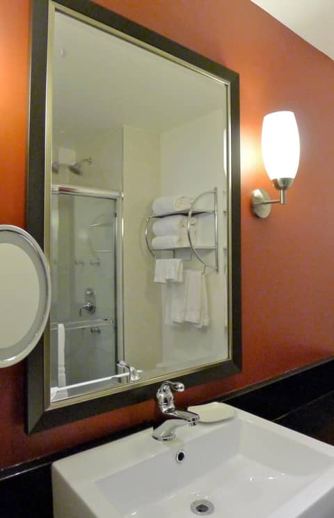 Armon Plaza Montreal Airpt, Trademark Collection by Wyndham — photo 3