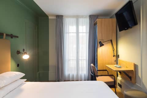 Hôtel Silky by HappyCulture — hotel room