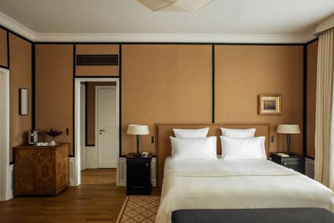 Hôtel Balzac Paris & Spa Ikoï — hotel room