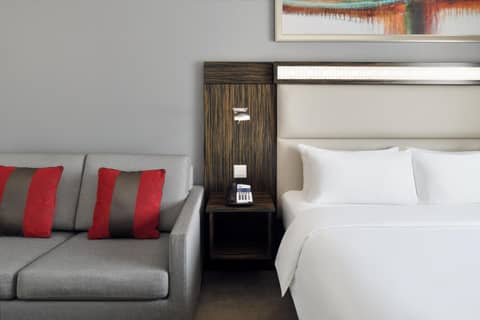 Holiday Inn Express Dubai Internet City by IHG — photo 6