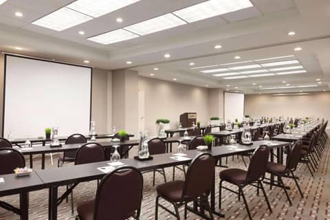 Radisson Hotel Phoenix Airport — meeting & event spaces