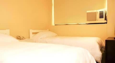 Goodrich Hotel — photo 9